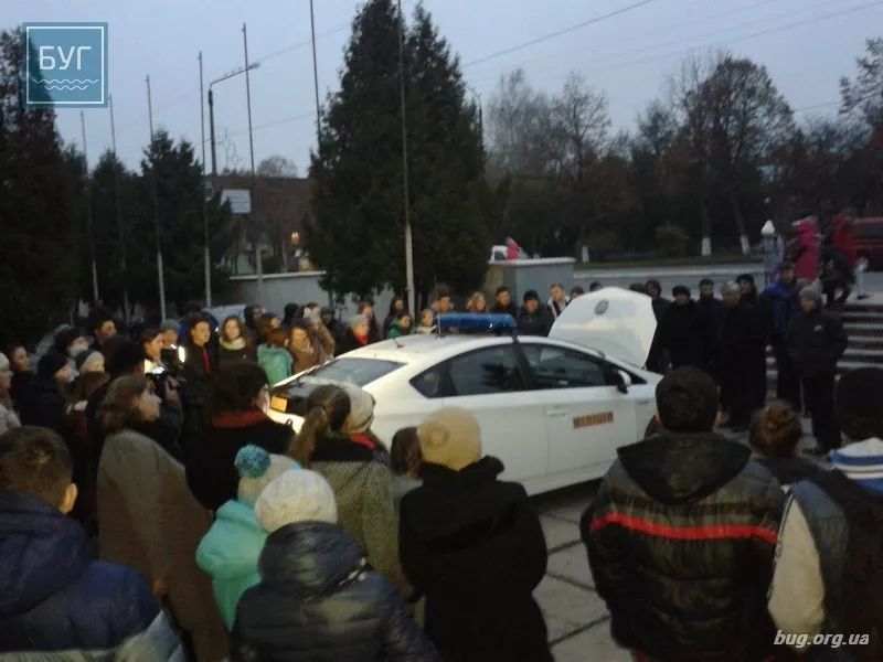 Демонстрація гібридного автомобіля МВС у Нововолинську 6 Фото00003