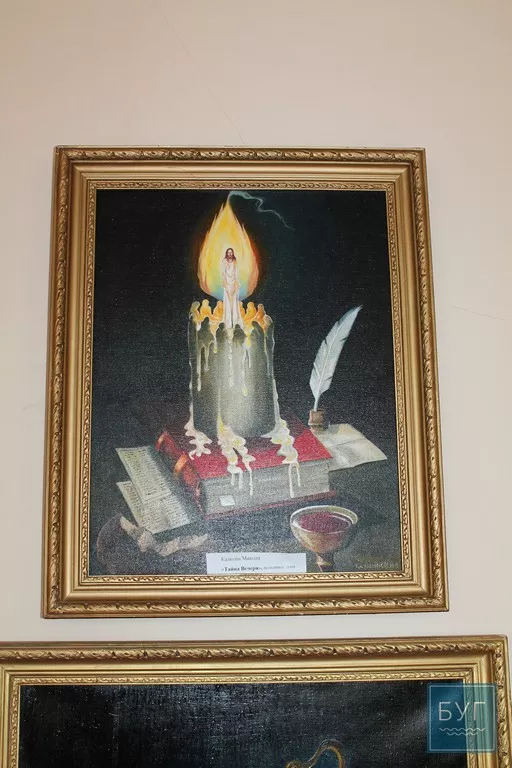 У Нововолинську відкрито виставку "Нас єднає Україна" 5 2015-01-22_00007