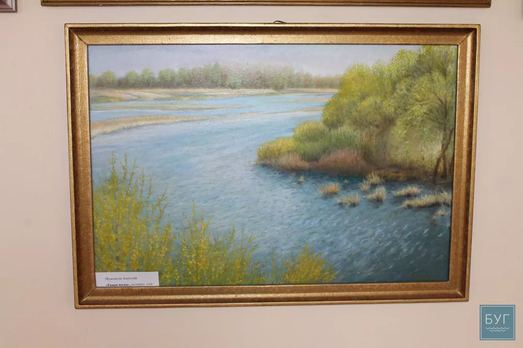 У Нововолинську відкрито виставку "Нас єднає Україна" 6 2015-01-22_00008