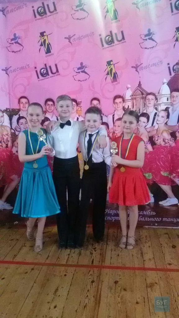 Представники Нововолинська - чемпіони з бальних танців 4 Share2015-02-16-3825b4b82a635b38caaa25facf841a406524dfd2c3aa263137483f9650e45c83-Picture