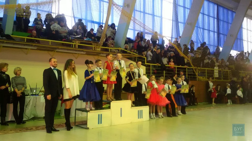 Представники Нововолинська - чемпіони з бальних танців 3 Share2015-02-16-42b30889e8949cf8b23824bcb0e50bd64a21c5d476773df3498e924b11a82df5-Picture