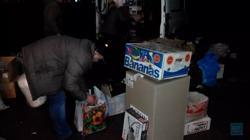 Нововолинські волонтери із "Народного фронту" повернулись зі Сходу 5 Share2015-03-06-47500451cbf718394580aff8d344a959474dc8ff3f326b4864c449849a6077d5-Picture