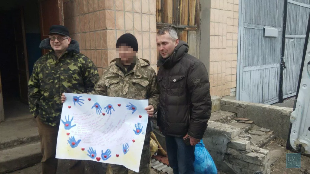 Нововолинські волонтери із "Народного фронту" повернулись зі Сходу 9 Share2015-03-06-722c7cf3756d304603ac4c2794af8060031415b726f8a0012cfe51db457edd8e-Picture