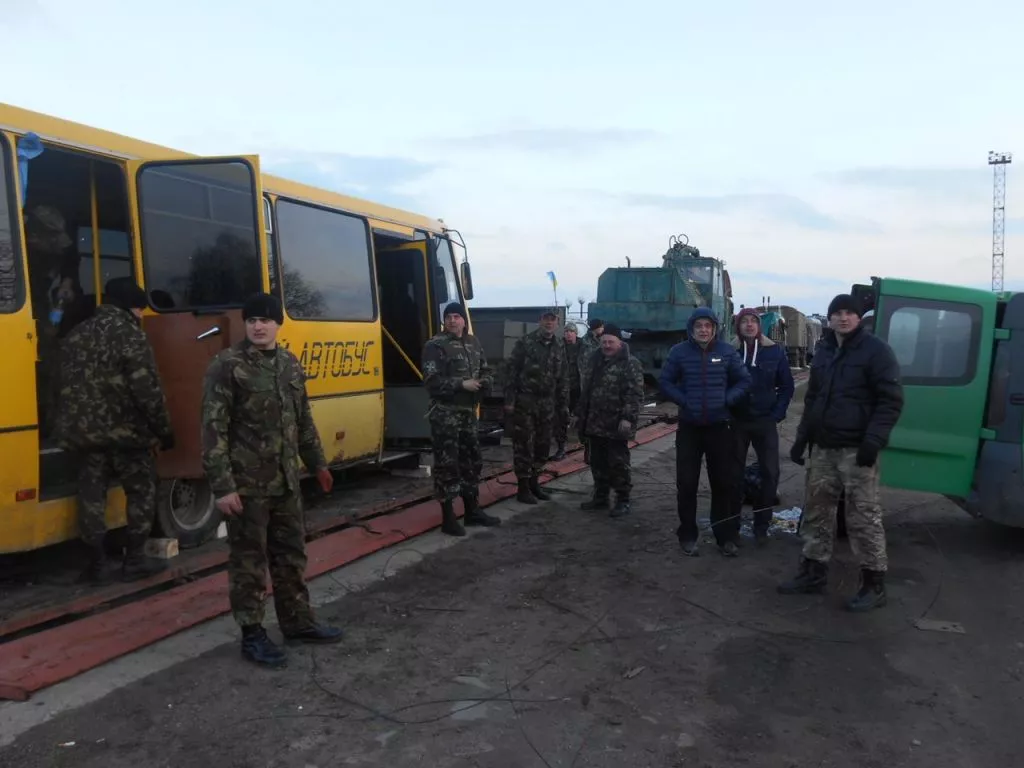 На схід з Володимира-Волинського поїхав перший окремий мотопіхотний батальйон 4 rU9DetgO4V0