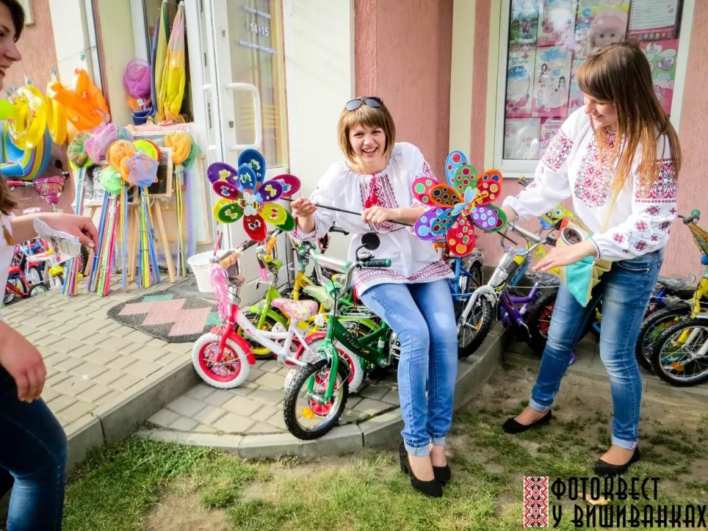 Фотоквест у вишиванках на вулицях Володимира-Волинського 10 1MV75fGpeUQ