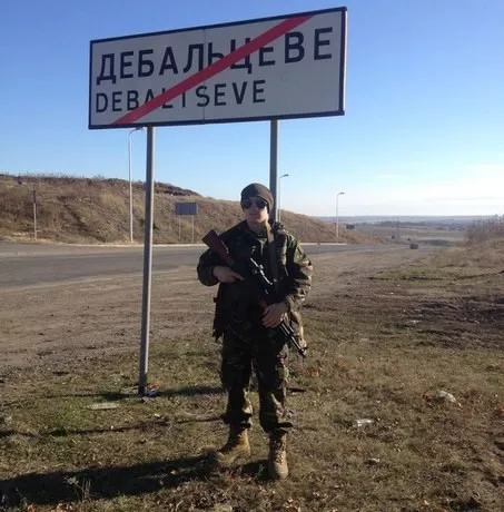 Історія волинського "кіборга" добровольця під позивним "Данте" 2 4bom4NcKtsI-453x460