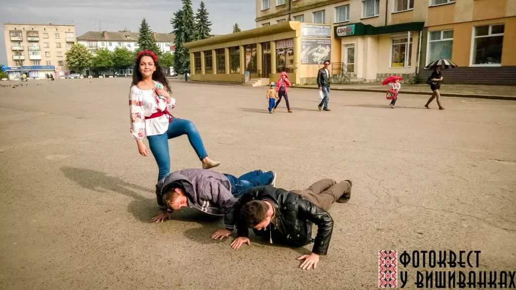 Фотоквест у вишиванках на вулицях Володимира-Волинського 3 CpilWEdXGoQ