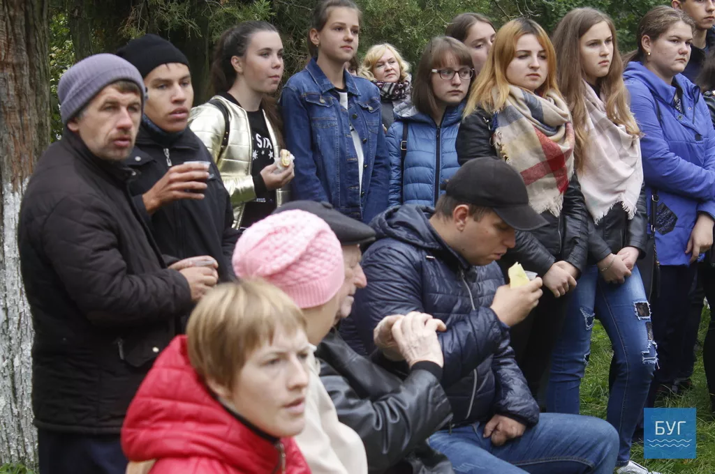 У Володимирі-Волинському з нагоди 100-річчя з дня народження Сухомлинського провели захід під відкритим небом 8