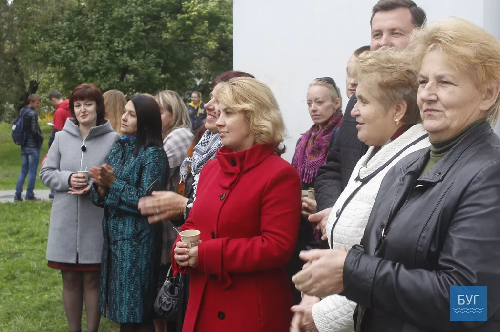 У Володимирі-Волинському з нагоди 100-річчя з дня народження Сухомлинського провели захід під відкритим небом 7