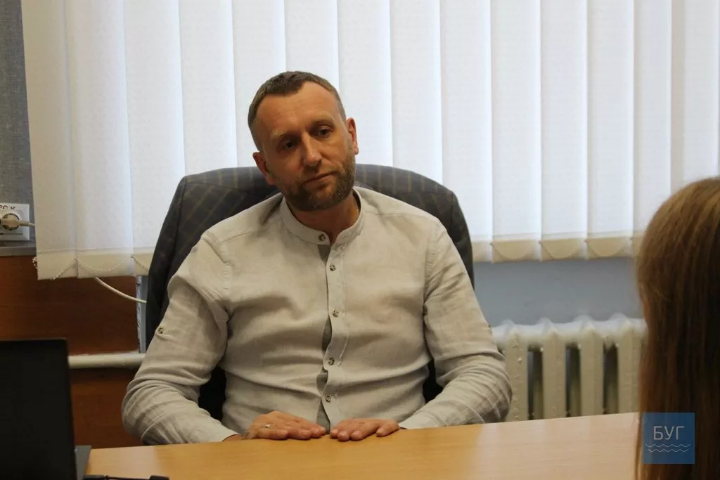 Вчитель б’є та принижує: Мама учениці нововолинського ліцею заявляє про булінг, у школі - своя позиція 3