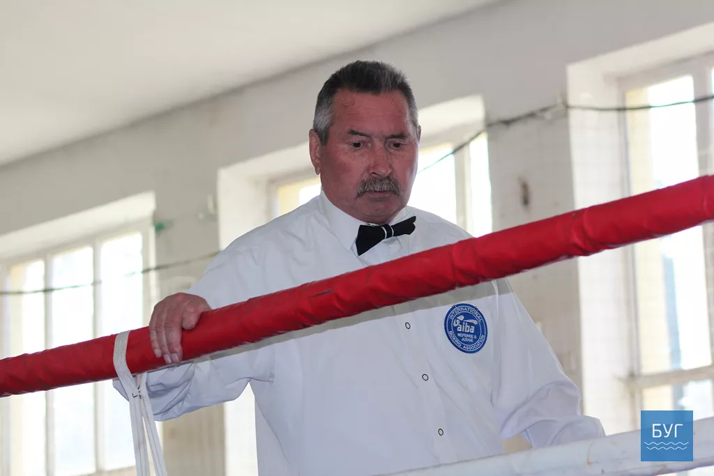 Боксерський турнір провели у Зимному 3