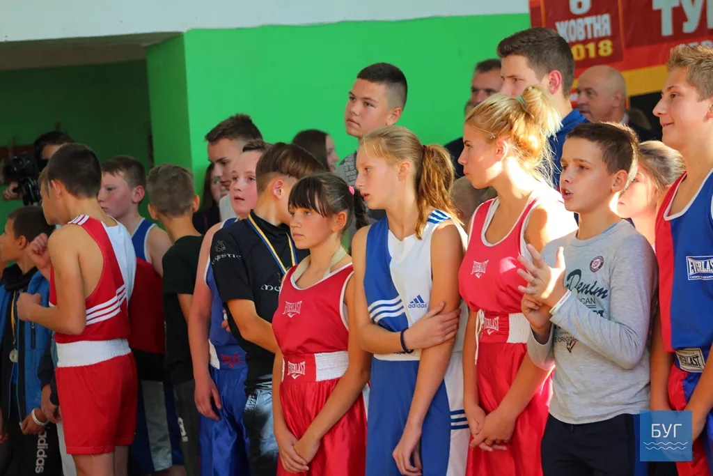 Боксерський турнір провели у Зимному 7