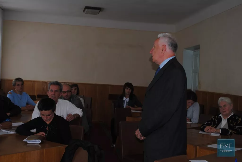 "Саморозпустіться! Дайте молодим дорогу!", - черговий виток баталій на засіданні громадської ради при Володимир-Волинській РДА 2 DSC_0713