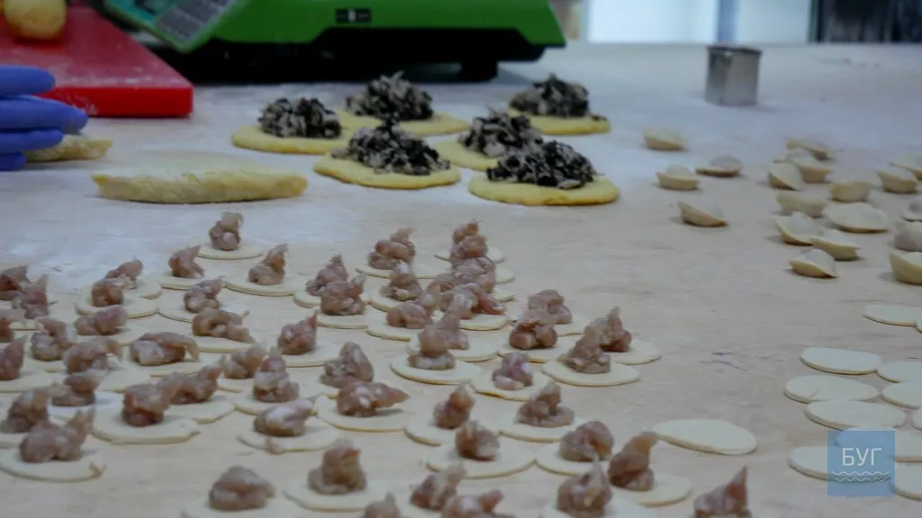 «Family Тісто - дбайливими руками»: магазин напівфабрикатів у Нововолинську - домашній смак, якість виробництва, сезонні новинки 5