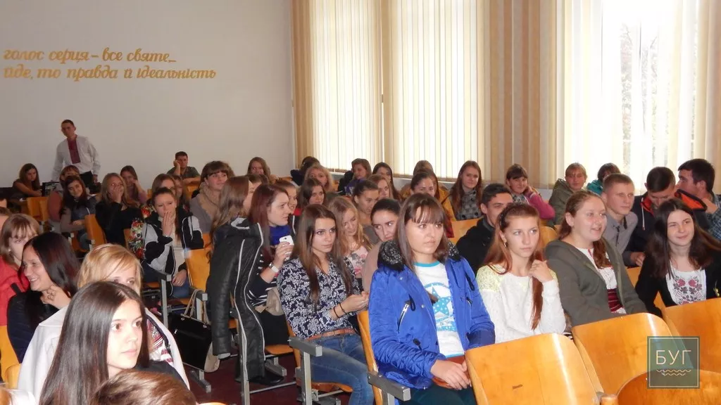 На акціоні "торгували оцінками" у педагогічному коледжі Володимира-Волинського 4 DSCN7394