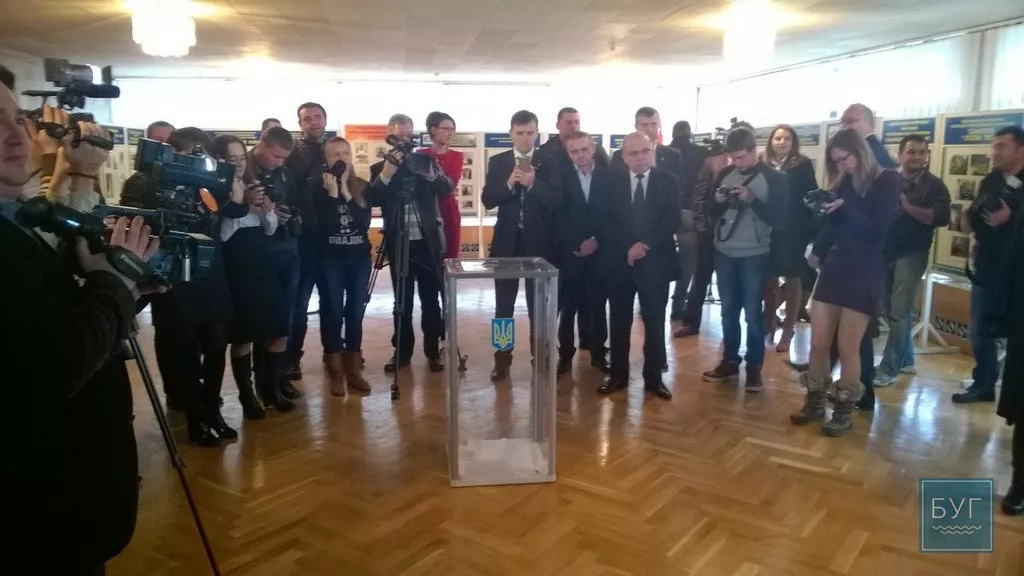 Ігор Палиця стає головою Волинської обласної ради. Олександр Пирожик та Роман Карпюк - заступники 6 E7gU0POgEKw