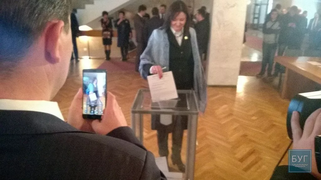 Ігор Палиця стає головою Волинської обласної ради. Олександр Пирожик та Роман Карпюк - заступники 4 drq21KWyDBA