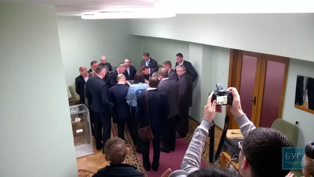 Ігор Палиця стає головою Волинської обласної ради. Олександр Пирожик та Роман Карпюк - заступники 2 ntM1ZceI12Q