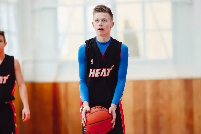 Володимир-Волинська школа-інтернат посіла друге місце на обласній спартакіаді з баскетболу 2 bas10