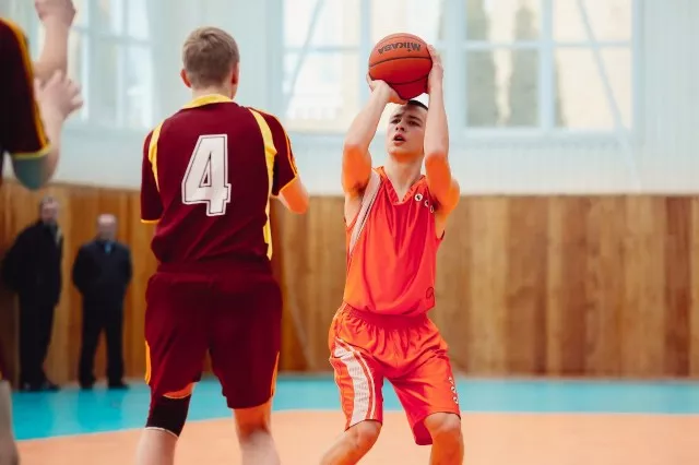 Володимир-Волинська школа-інтернат посіла друге місце на обласній спартакіаді з баскетболу 4 bas6