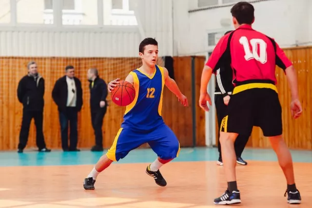 Володимир-Волинська школа-інтернат посіла друге місце на обласній спартакіаді з баскетболу 6 bask83