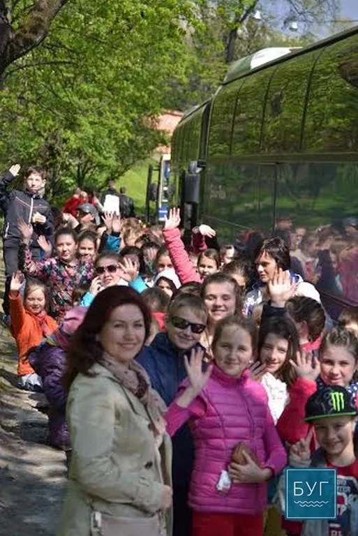 2eaf2e49-618c-4bf2-b057-af67f5ae3c3b