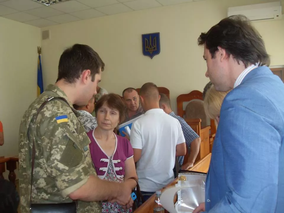 Засідання по справі бійців 51-ї бригади тривало 5 хвилин 2 13508880_1769245029979403_524420503778702559_n