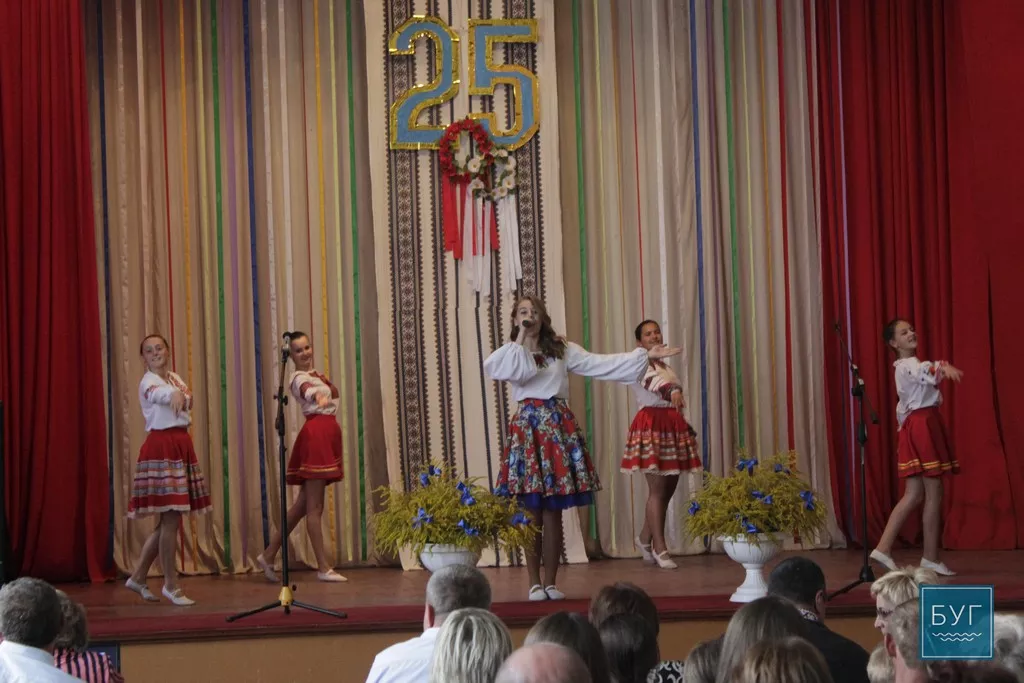 Звітний концерт аматорських колективів в селі Гряди Іваничівського району 14 _MG_2580