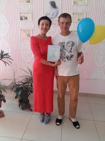 З нагоди Дня незалежності у Нововолинській лікарні урочисто вручили свідоцтва про народження 4 unnamed (10)