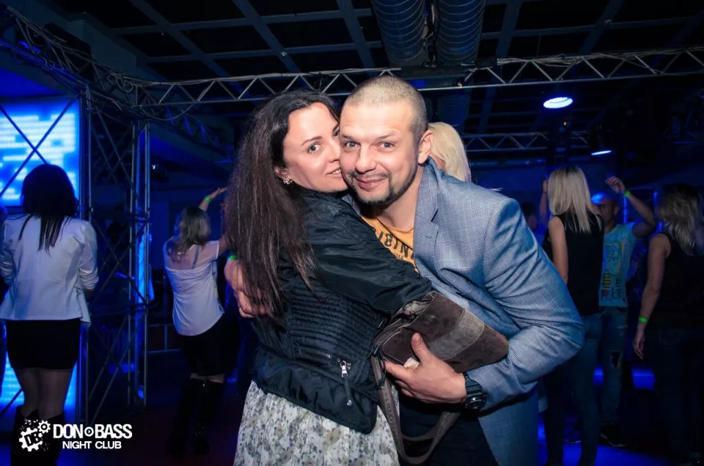 Як нововолинці відривалися на річниці нічного клубу "DON BASS" 20 _la1ins-riq