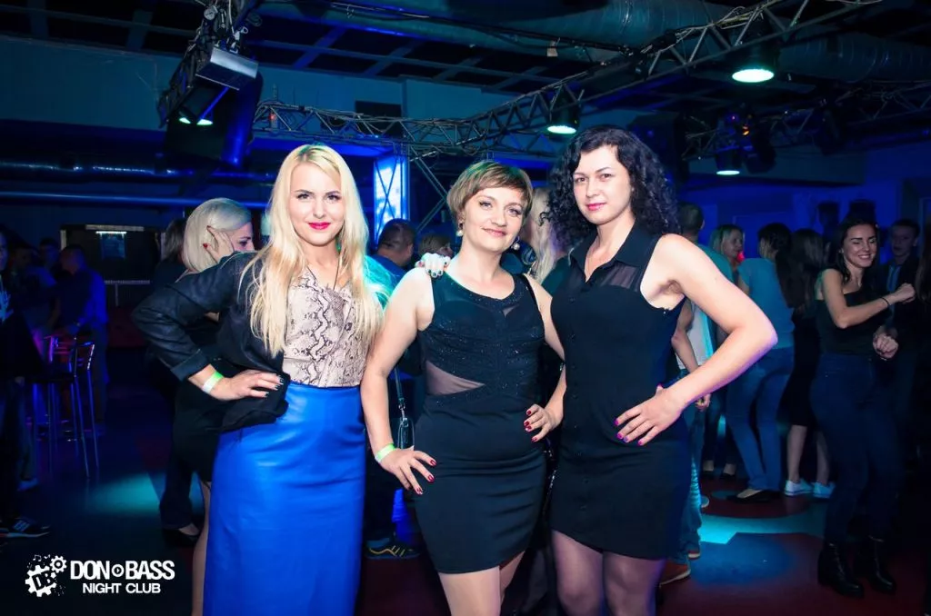 Як нововолинці відривалися на річниці нічного клубу "DON BASS" 28 y7w91zc0one