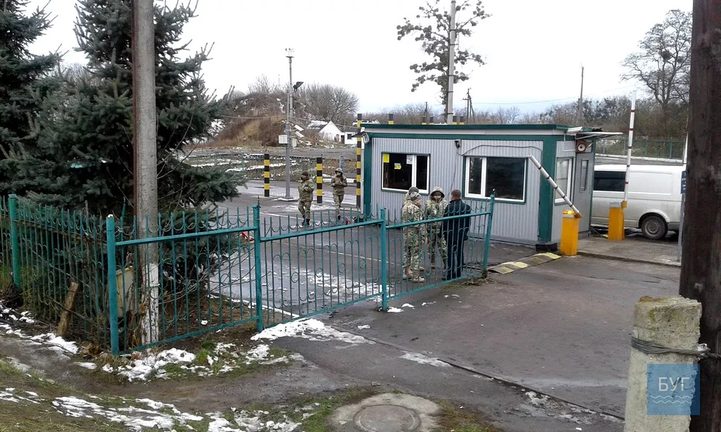 Прикордонники відмовилися контролювати черги біля пункту пропуску "Устилуг". У місті автомобільний колапс 3 15133869_1158630260879764_1566177447_o