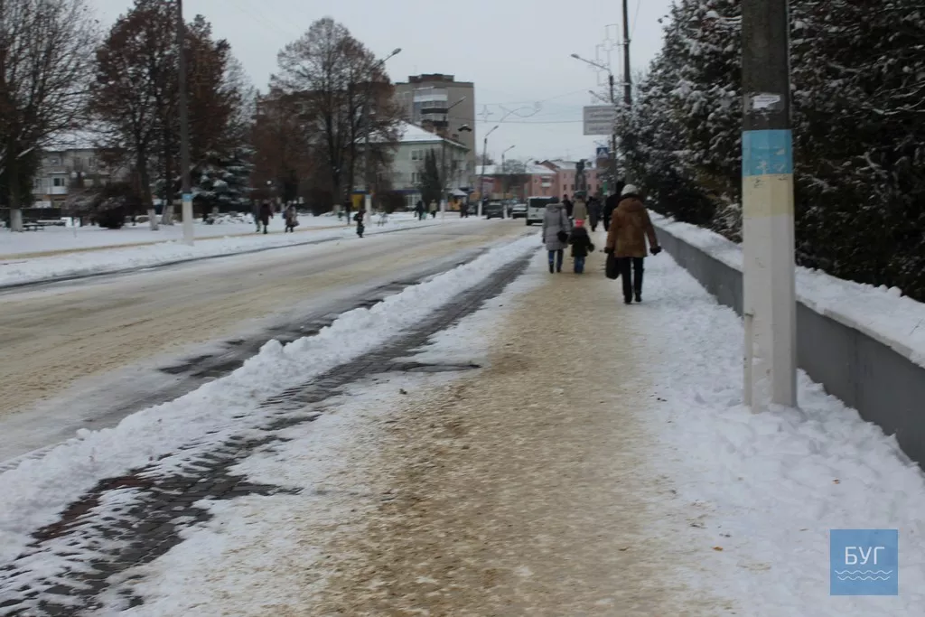 Чи готовий Нововолинськ до зимової погоди: ситуація на дорогах 5 img_0119