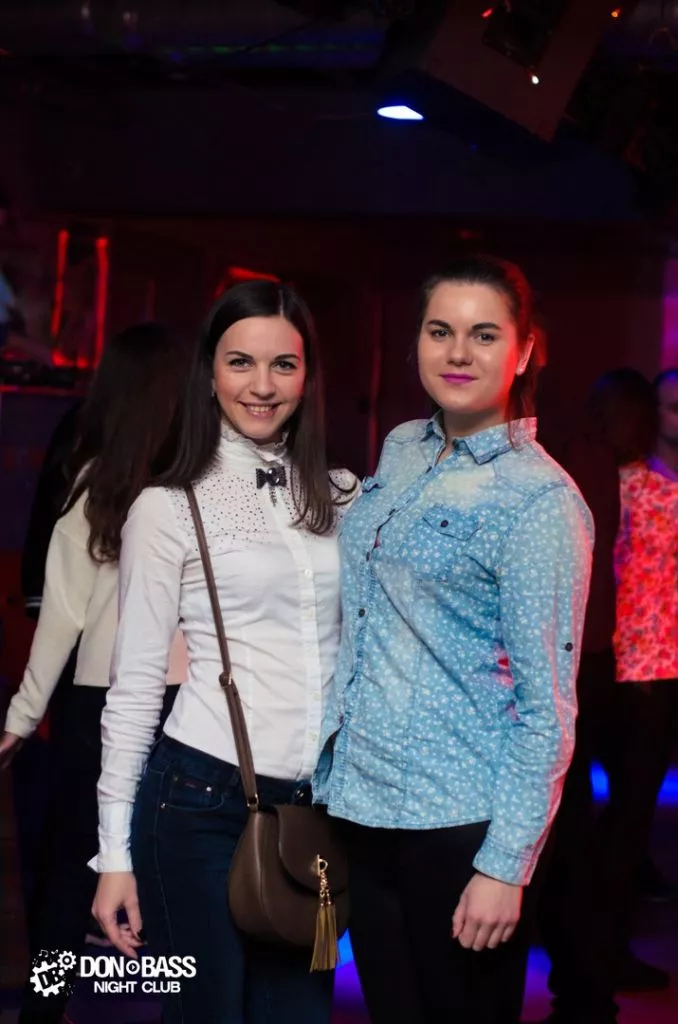Як DJ Natasha Rostova в нововолинському нічному клубі виступала “DON BASS” 11