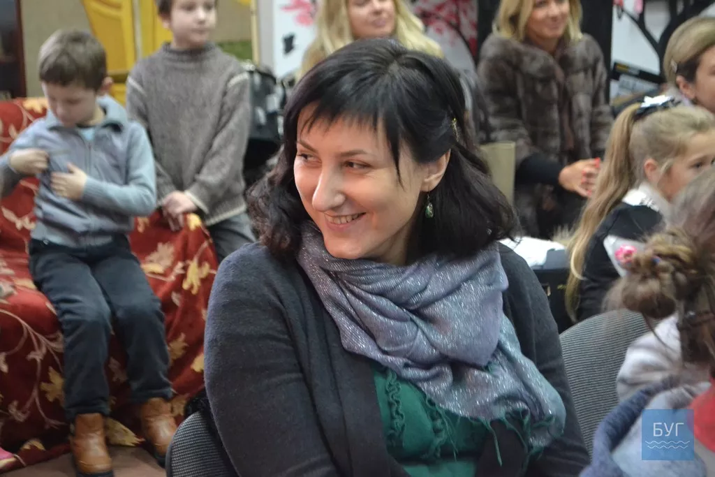 Невимушена атмосфера, святковий концерт, благодійний аукціон – у Нововолинську відбулась акція «З добром у серці» 17 dsc_4036