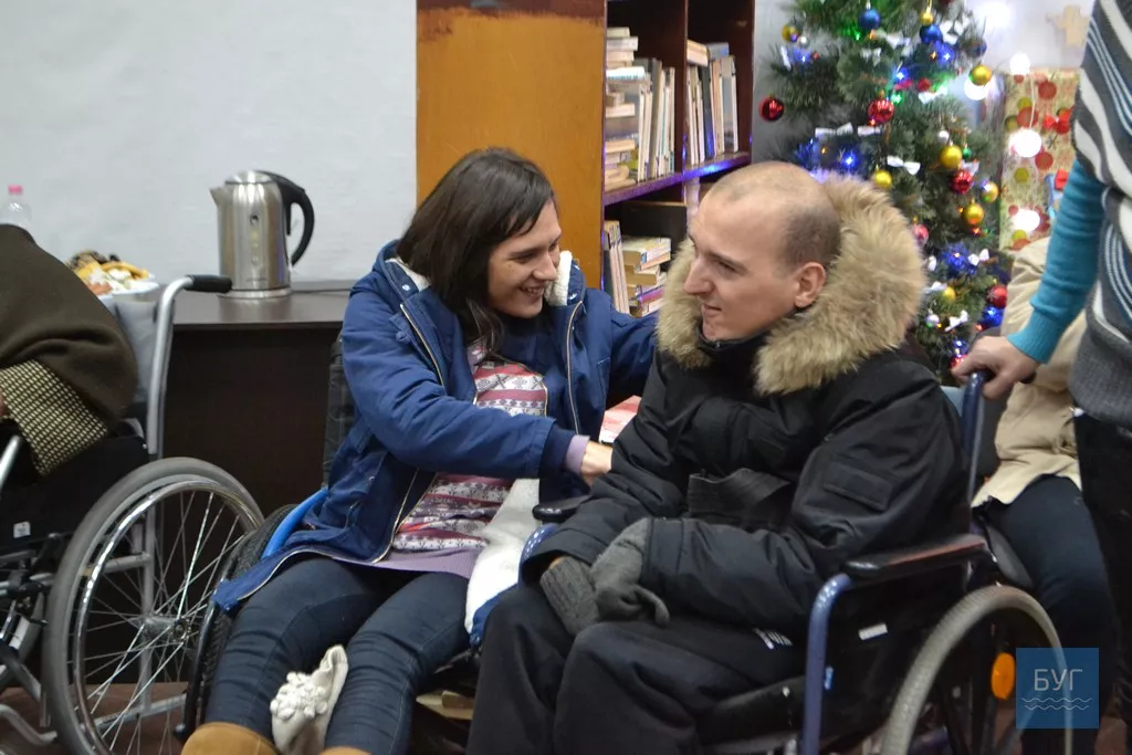 Невимушена атмосфера, святковий концерт, благодійний аукціон – у Нововолинську відбулась акція «З добром у серці» 13 dsc_4111