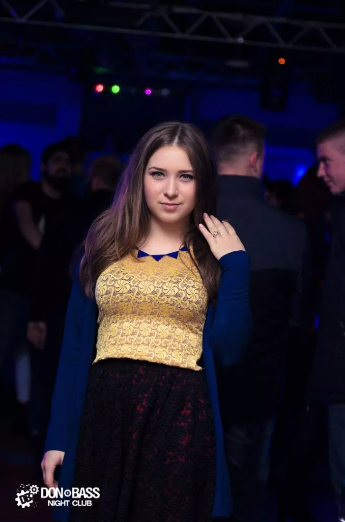 Як DJ Natasha Rostova в нововолинському нічному клубі виступала “DON BASS” 27