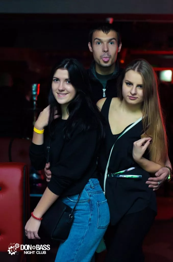 Як DJ Natasha Rostova в нововолинському нічному клубі виступала “DON BASS” 21