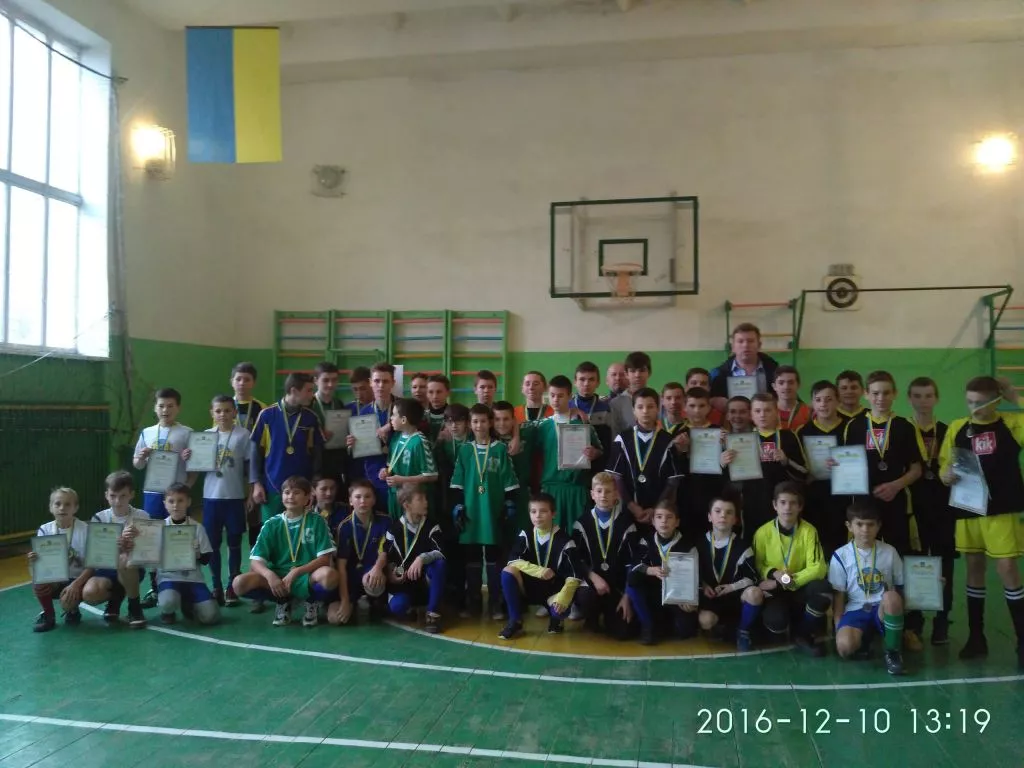 Депутат Володимир-Волинської райради Ярослав Кондисюк прозвітував за рік роботи 3