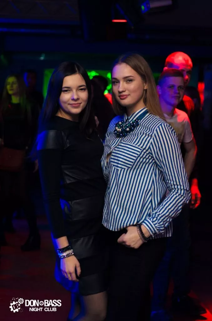Як DJ Natasha Rostova в нововолинському нічному клубі виступала “DON BASS” 8