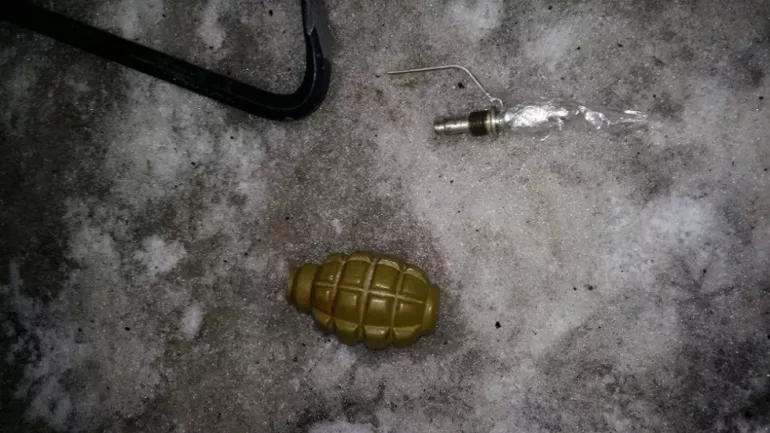 У Луцьку поліція зі стріляниною затримала озброєних грабіжників 4