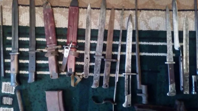 У Володимирі-Волинському вилучили цілий арсенал зброї 1