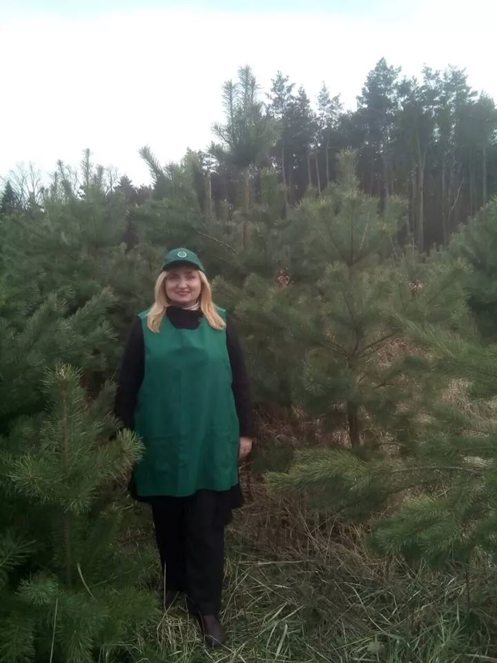 Голова Іваничівської РДА Лілія Кревська долучилася до акції «Майбутнє лісу у твоїх руках» 2