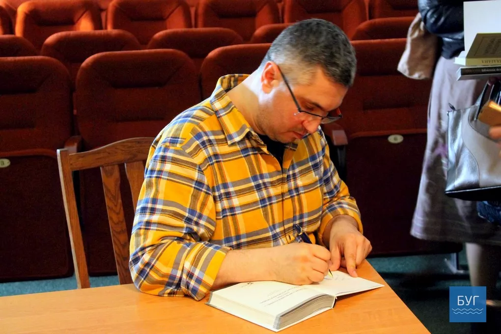 Вахтанг Кіпіані у Володимирі-Волинському презентував свої книги 8