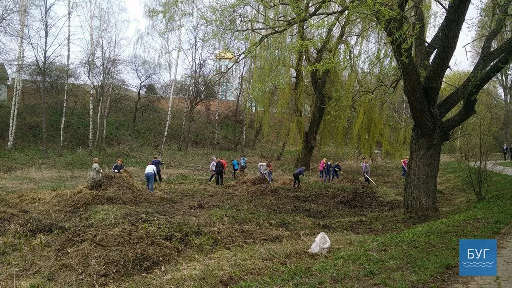 Держслужбовці Володимира-Волинського вийшли на толоку 2
