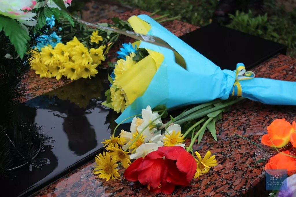 До Дня пам'яті та примирення нововолинські ветерани вшанували своїх побратимів 11