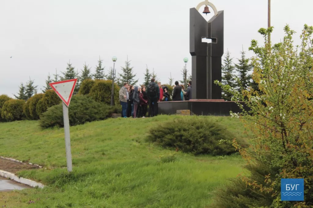 Німецько-польсько-українська учнівська делегація знімала на Волині два фільми про біженців сьогодення та минулого 1