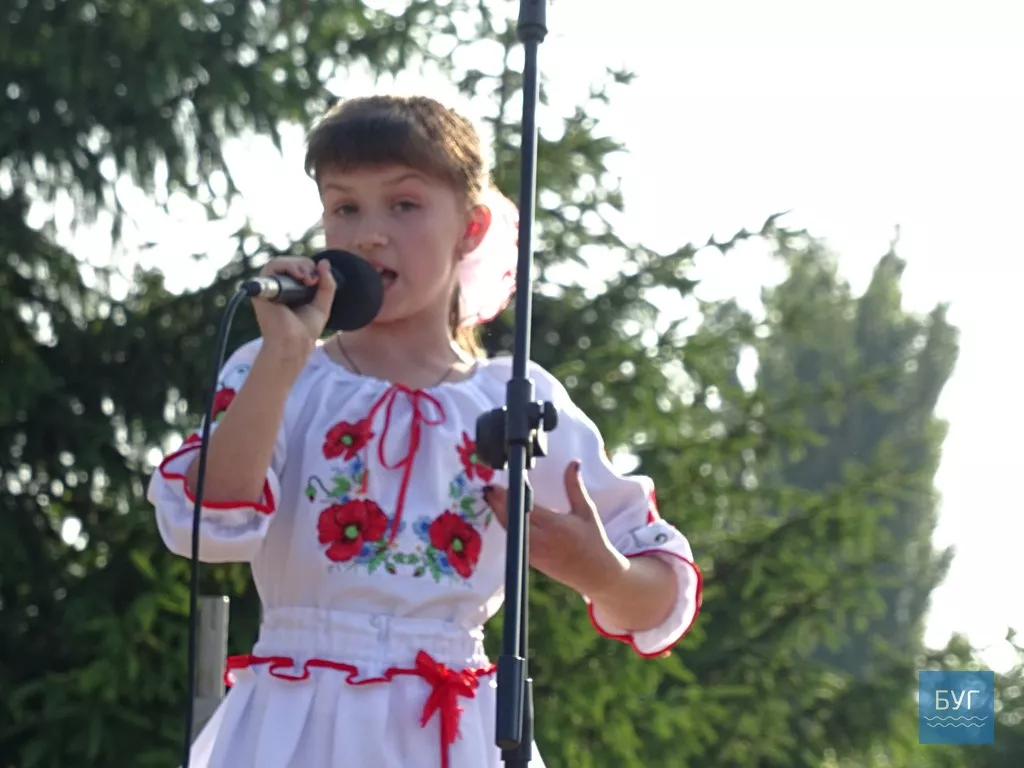 В Іваничах відбувся молодіжний фестиваль української сучасної пісні 9