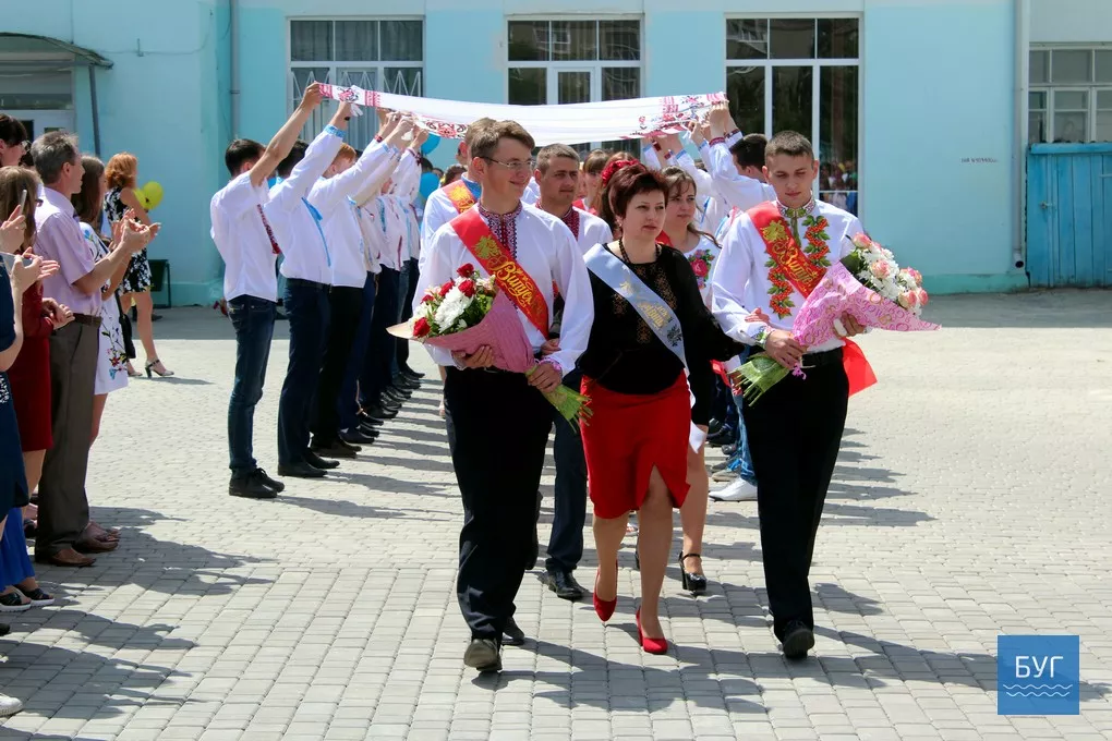 Для випускників Володимир-Волинського педагогічного коледжу продзвенів останній дзвоник 13