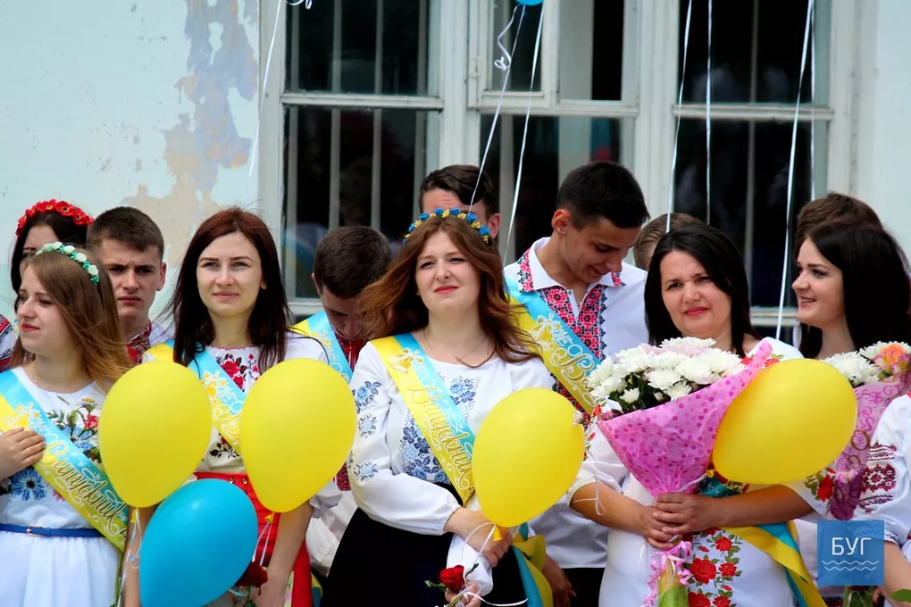 Для випускників Володимир-Волинського педагогічного коледжу продзвенів останній дзвоник 26